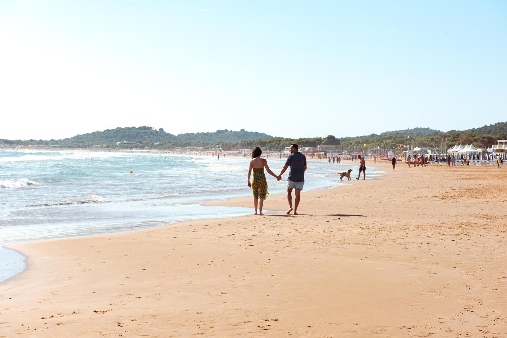 Villaggio Camping Spiaggia Lunga В'єсте Екстер'єр фото